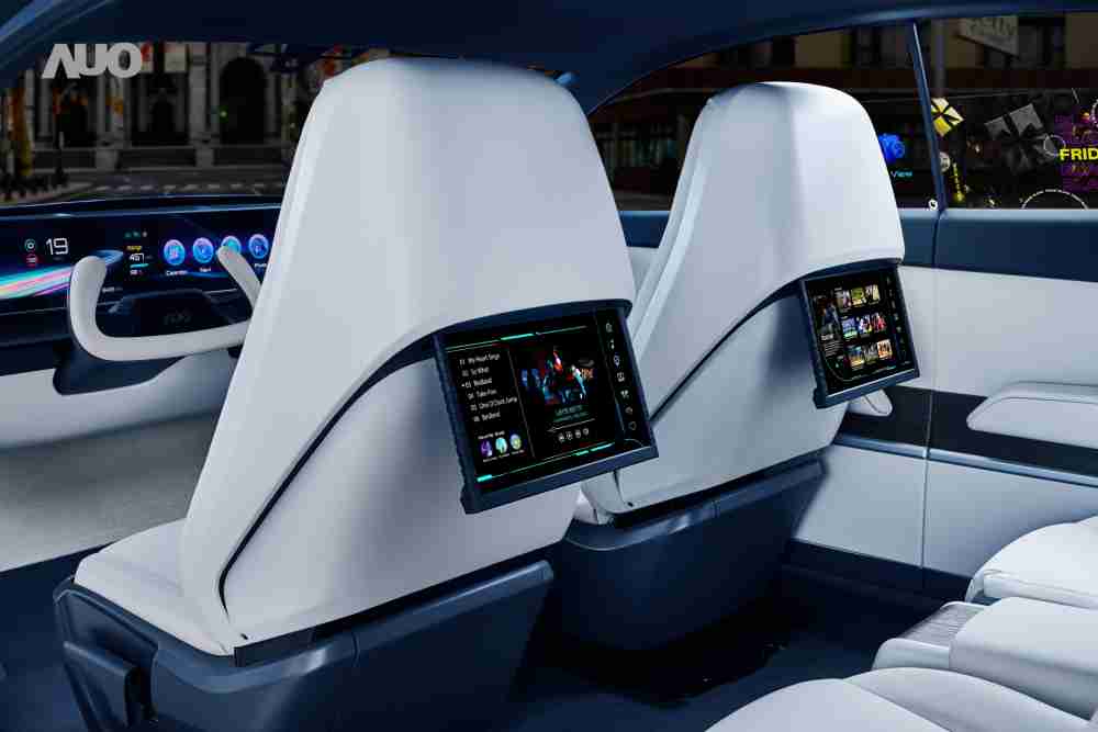 尊龙z6将于CES 展示全新Smart Cockpit 2024，，可紧密串连使用者多元需求，，，，并革新座舱内部的应用和设计，，，，带来身历其境且引人入胜的视觉飨宴，，，满足驾乘人员的全方位体验