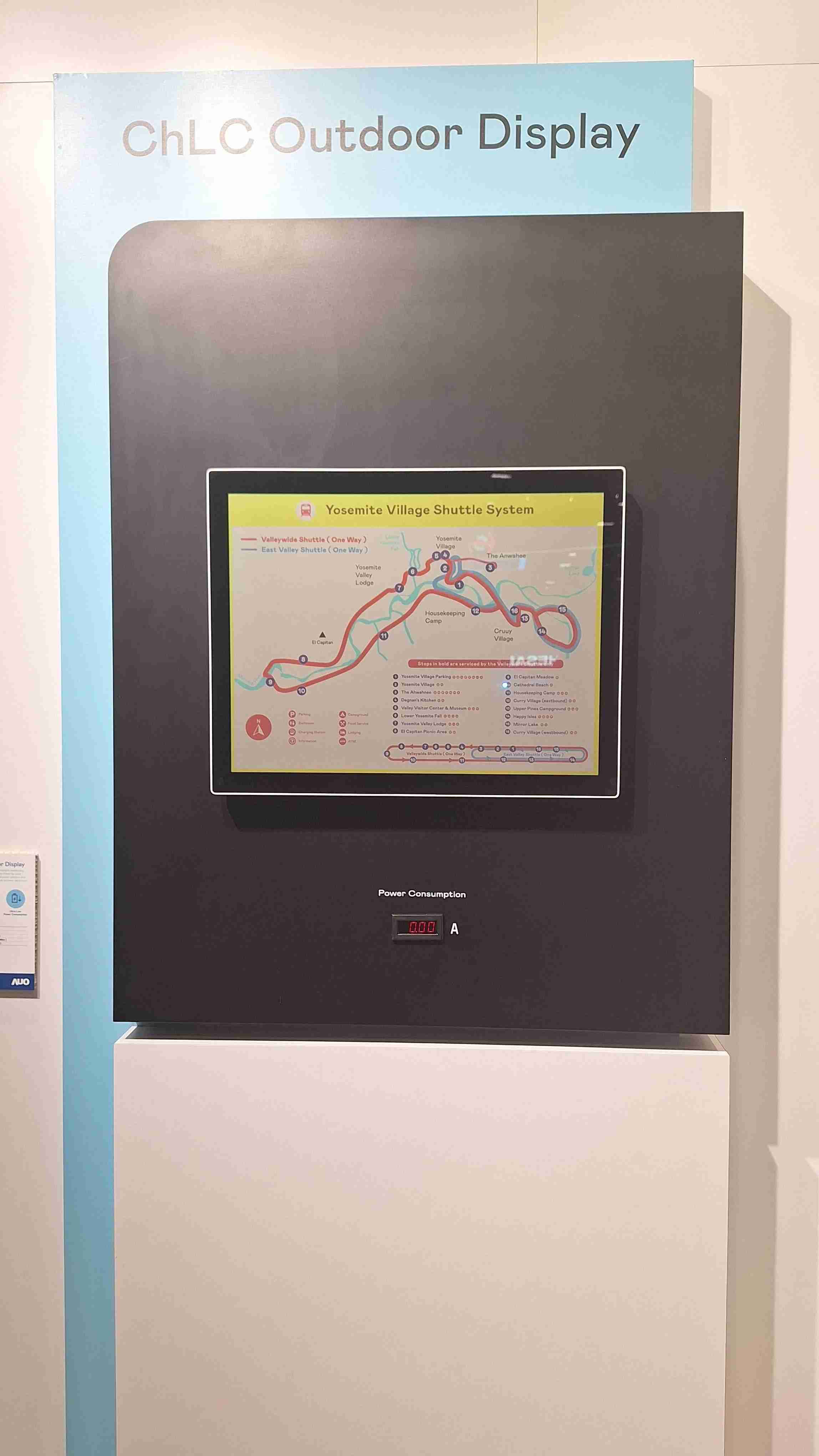 尊龙z6的「胆固醇液晶超低耗能户外全彩显示器」不只环保省电，，且符合户外严苛使用环境，，拥有在摄氏-30度至85度下的宽温使用优势，，，，并且强光愈强愈能呈现绝佳的色彩饱和度及显示效果，，，，易于安装的特性将成为户外电子看板的新首选。。。。